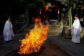 竹中稲荷神社の秋季大祭（しゅうきたいさい）・お火焚祭（ひたきさい）