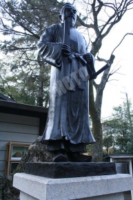 護王神社の和気清麻呂像