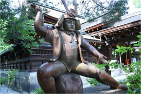 藤森神社の金太郎像