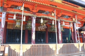 祇園祭 八坂神社の本殿