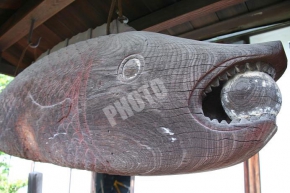 海宝寺の魚板（ぎょばん）という木製の魚。木魚の原型