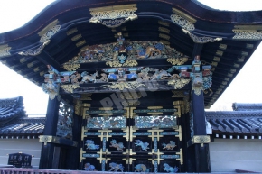 西本願寺の唐門