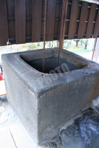 総見院の掘り抜き井戸