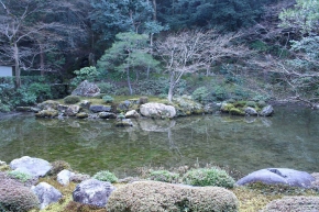 南禅院の池泉回遊式庭園
