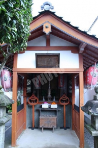 瑞光院の浅野稲荷神社