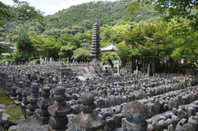 化野念仏寺にある約8000体もの石仏・石塔
