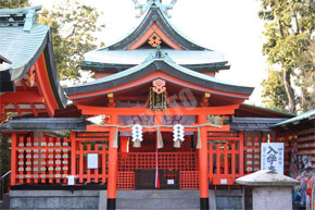 東丸神社の拝殿