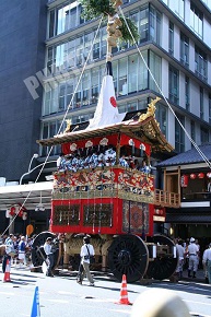 祇園祭の長刀鉾