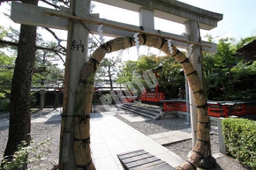 車折神社の茅の輪